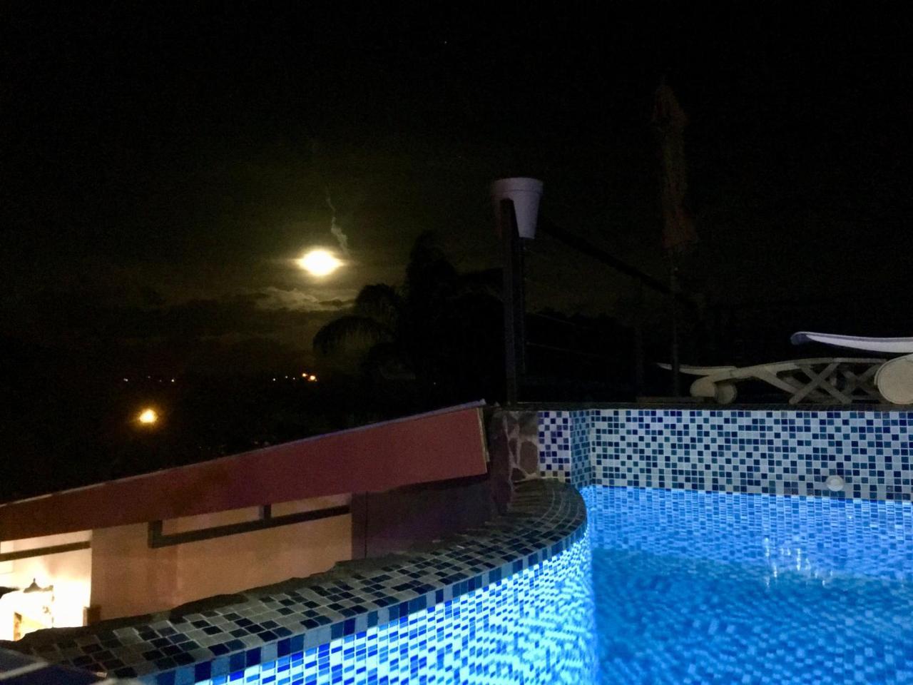 נובו ארנל Casa Donna Rosa B&B מראה חיצוני תמונה